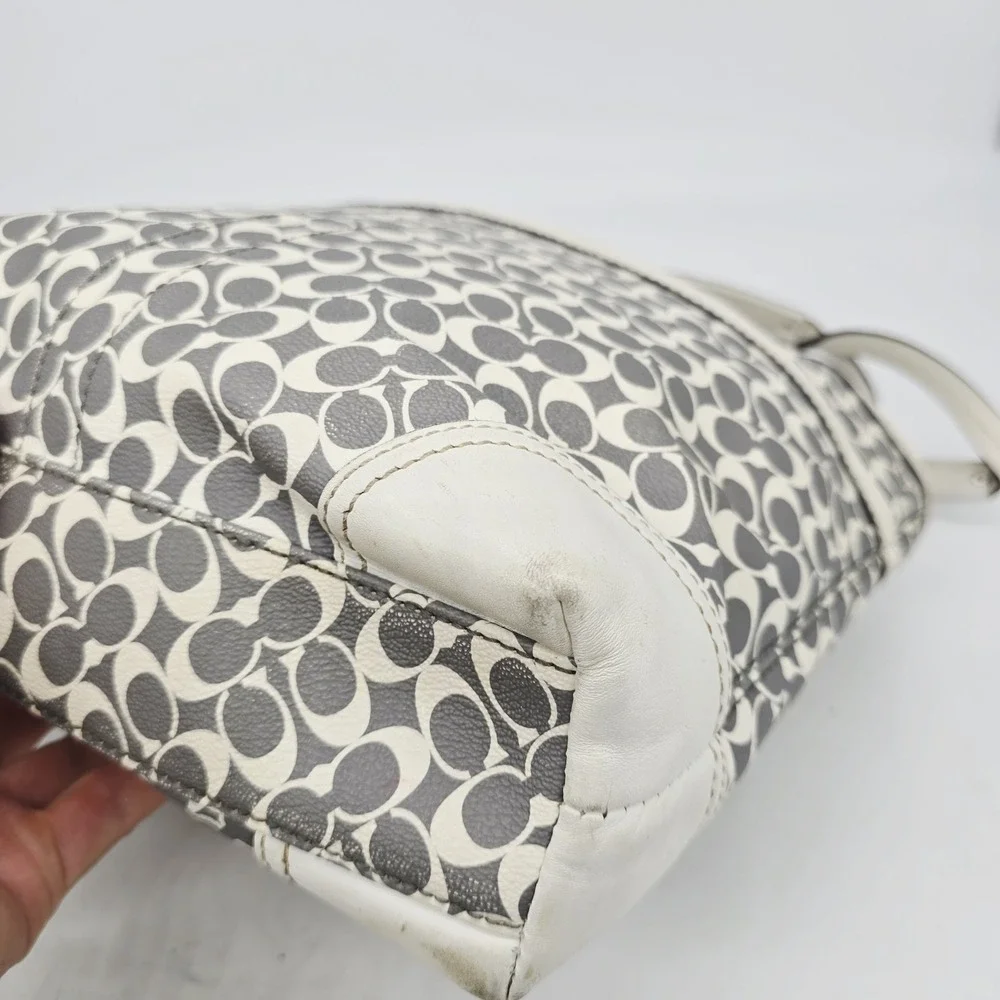 Coach Chelsea Heritage Stripe Tote Bag Purse Gray White Pink M1093-F15137